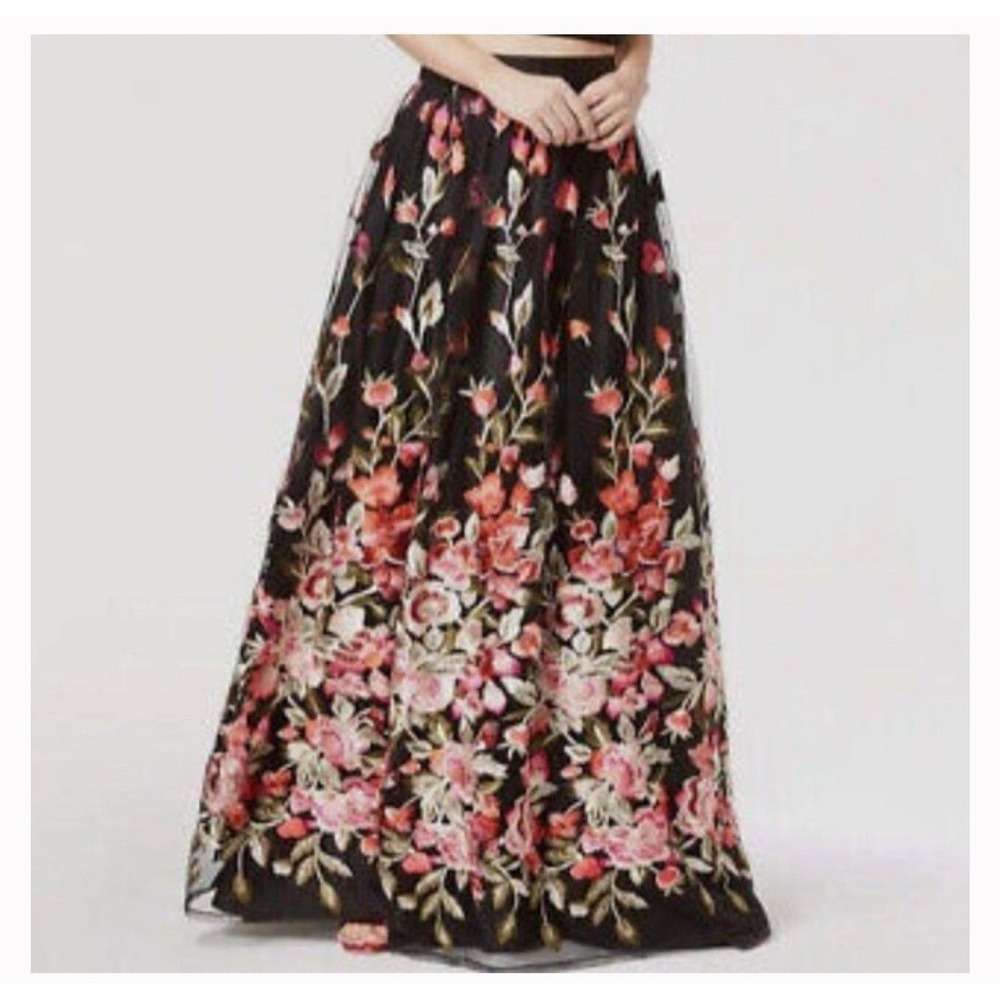 Trixxi Maxi Skirt Black Floral Embroidered Mesh Formal HoCo Prom Wedding Tulle 9